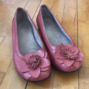 Bass Salmon Colored Flat Slip On